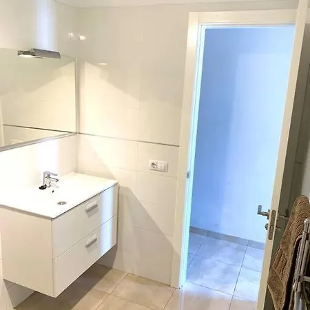 Casa Italia, Modern One Bedroom Apartment Close To The Beach Tias Exterior photo